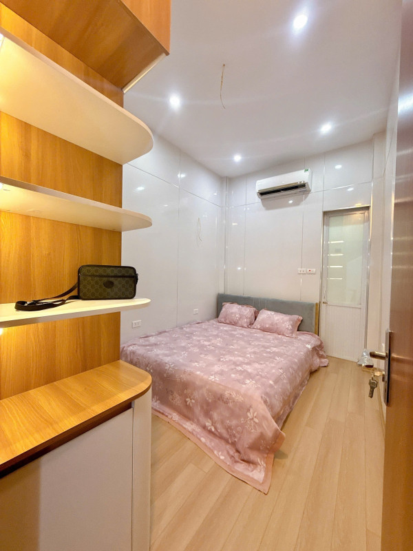 Bán nhà phố Khâm Thiên, Đống Đa, nhà đẹp full nội thất, ngõ thông, gần phố