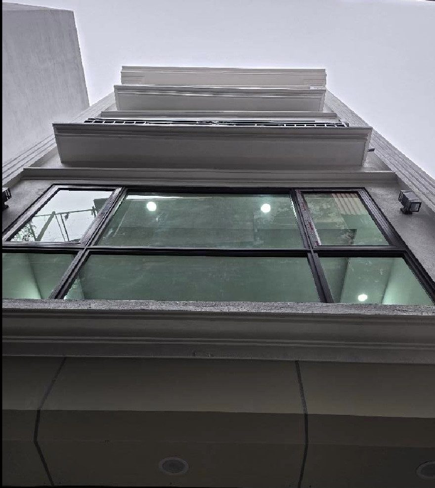 Siêu Phẩm Hàng Hiếm- Ngõ Thổ Quan- Đống Đa - Giáp Ô Tô Tránh, Đỗ- Thang Máy- 6T- 33M2-Mt4,3M- Sổ Vuông Đẹp
