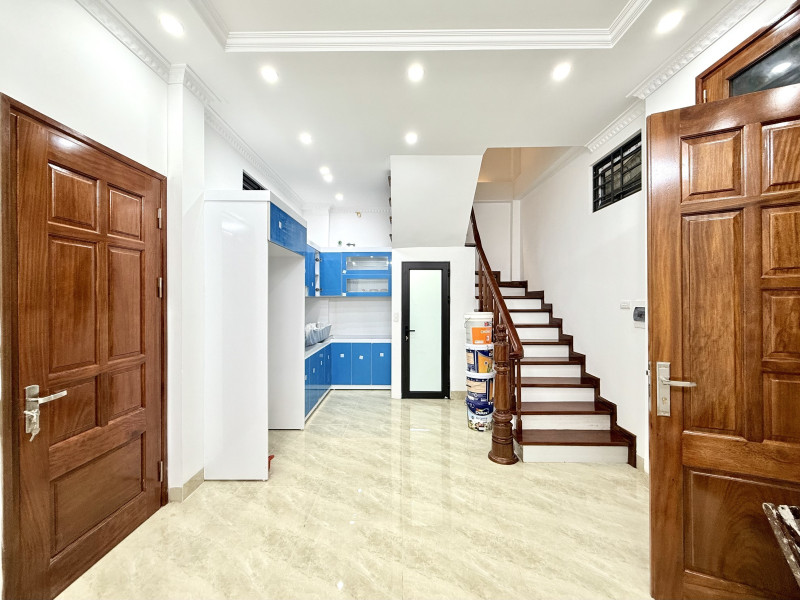 Bán nhà Khâm Thiên 30m² ngang 7.1m giá 8.6 tỷ Phường Văn Miếu - Quốc Tử Giám (LH: Zalo 0862299066)
