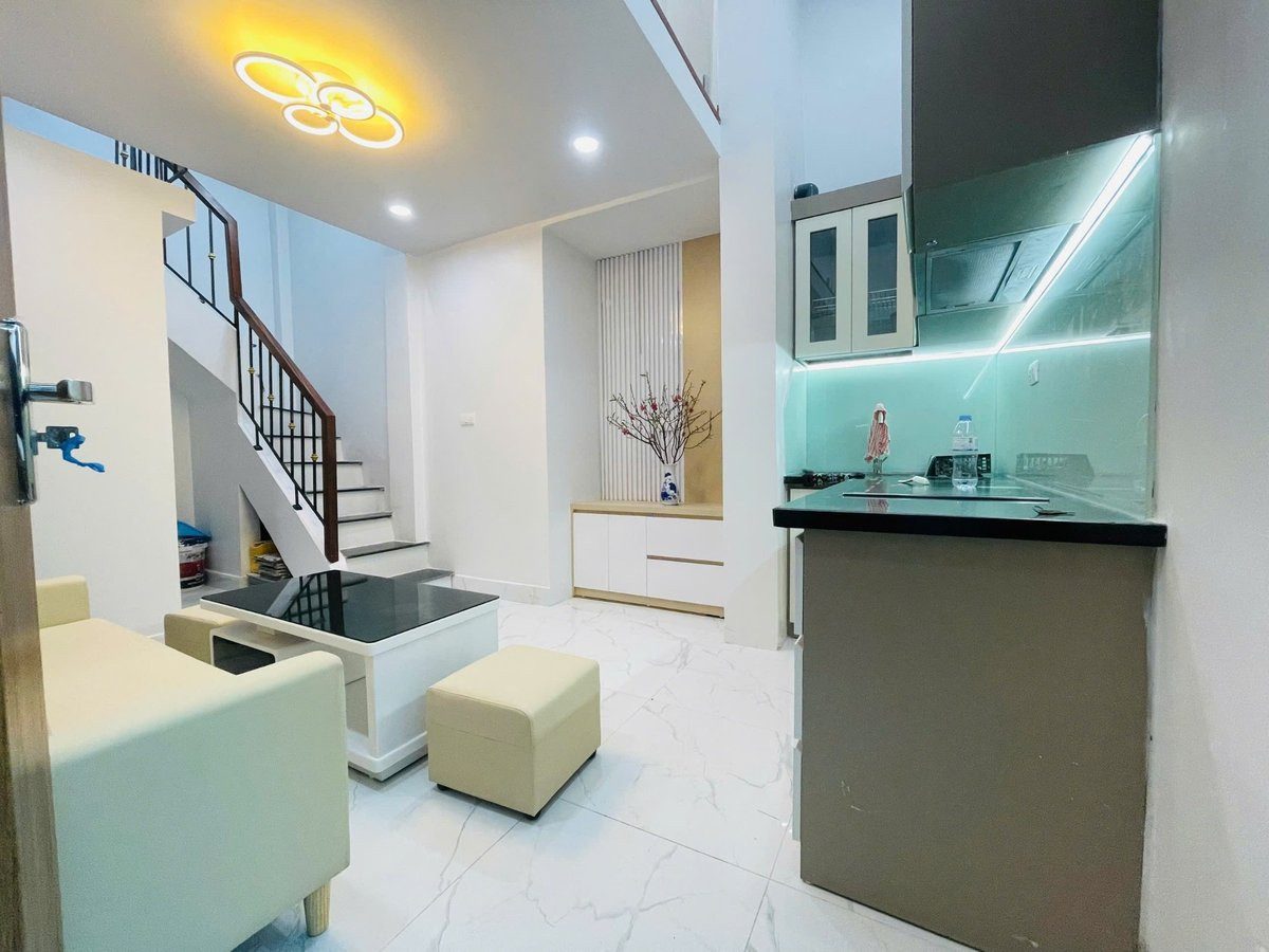 🏡 Khâm Thiên – Đống Đa | Gần phố – 5 tầng – nhỉnh 4 tỷ