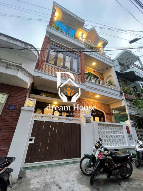 🏡 Bán nhà 3 tầng đẹp hẻm Lê Hồng Phong – Phước Hải – Trung tâm TP Nha Trang – Giá 5.9 tỷ