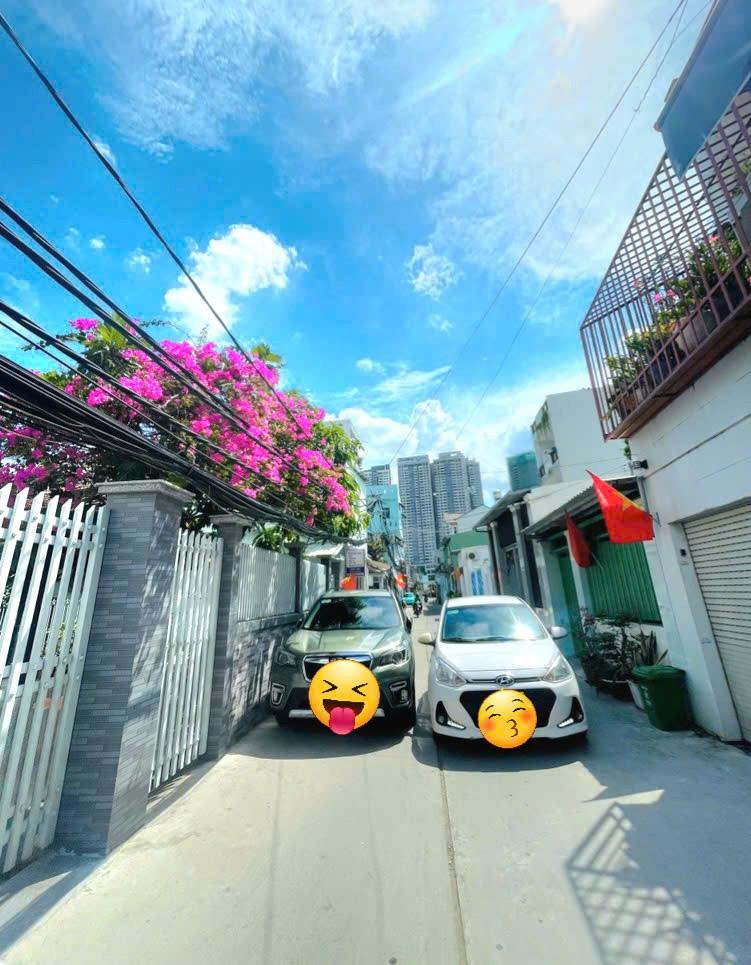 BÁN NHÀ MỚI ĐẸP - PHÚ THUẬN Q7, FULL NỘI THẤT
HẺM KINH DOANH - Ô TÔ TRÁNH - ĐẬU TRONG NHÀ THOẢI MÁI