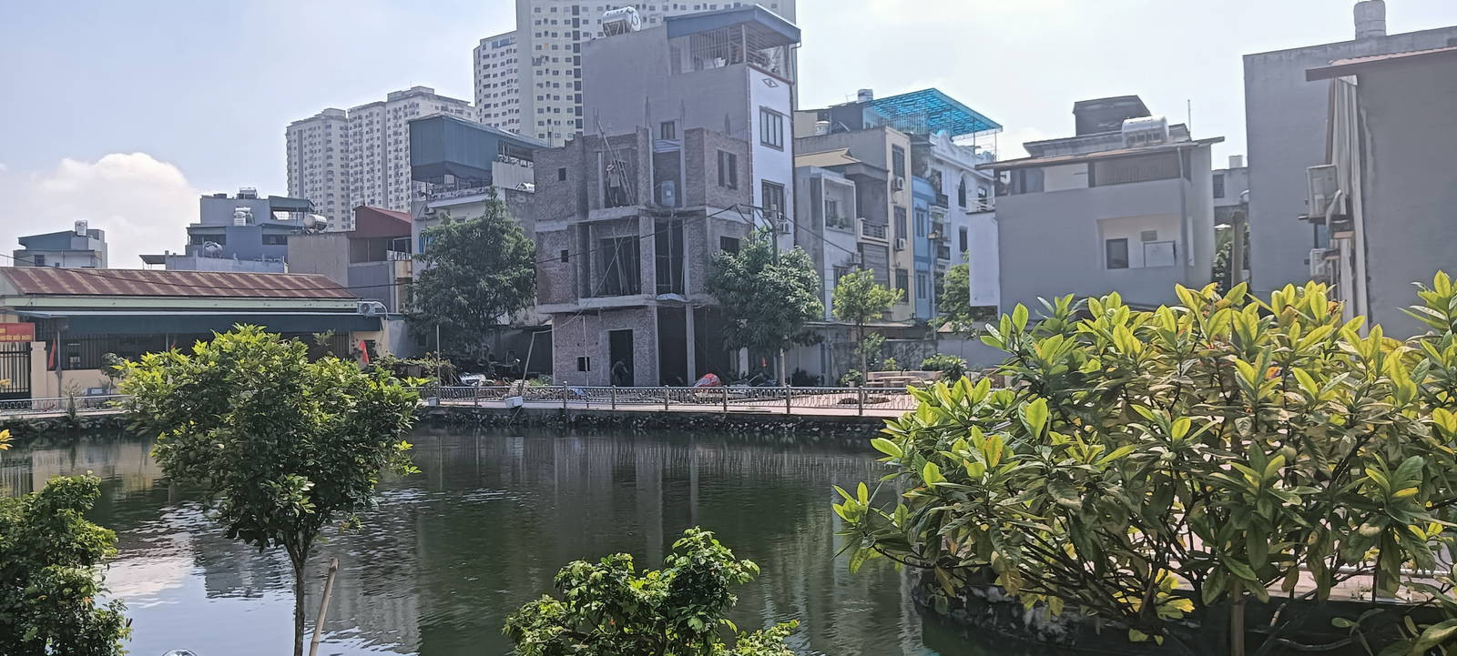💥TRUNG TÂM TỔ 13 MẬU LƯƠNG,KIẾN HƯNG, QUẬN HÀ ĐÔNG,HÀ NÔI- VIEW HỒ SINH THÁI - NGÕ THÔNG KINH DOANH - Ô TÔ GẦN - LÔ GÓC.🌹