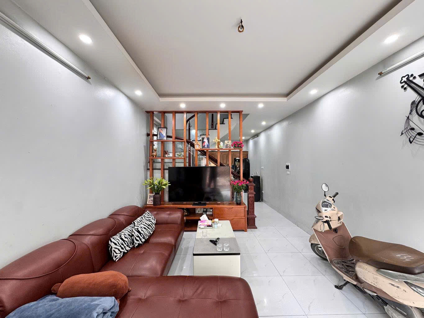 BÁN NHÀ XUÂN ĐỈNH, DÂN XÂY, 4 TẦNG – 64M² – GẦN Ô TÔ - THÔNG NGUYỄN HOÀNG TÔN – GIÁ 9.8 TỶ