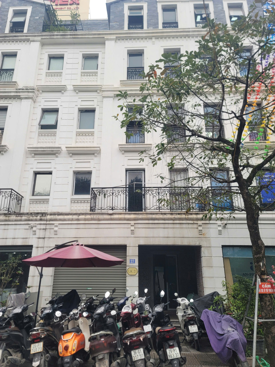 CHÍNH CHỦ CHO THUÊ NHÀ MẶT PHỐ VỊ TRÍ ĐẮC ĐỊA TẠI LK 21 KHU ĐÔ THỊ BELLEVILLE B4 NAM TRUNG YÊN, PHƯỜNG TRUNG HÒA, CẦU GIẤY, HÀ NỘI