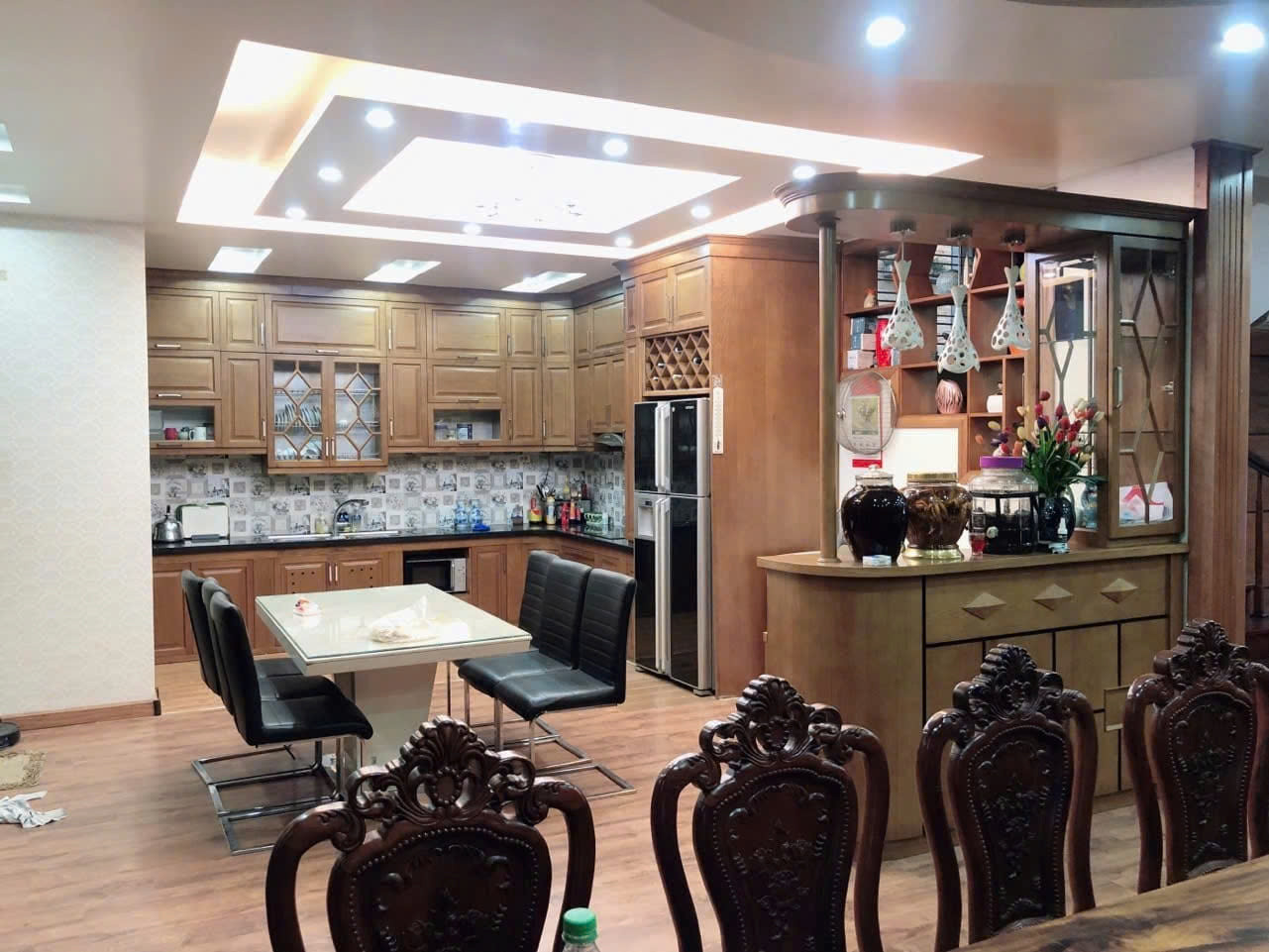 BÁN BIỆT THỰ KĐT VĂN PHÚ, HÀ ĐÔNG - 246M² - MT 9.5M - VỈA HÈ RỘNG - KD SẦM UẤT - GIÁ CHỈ 45 TỶ