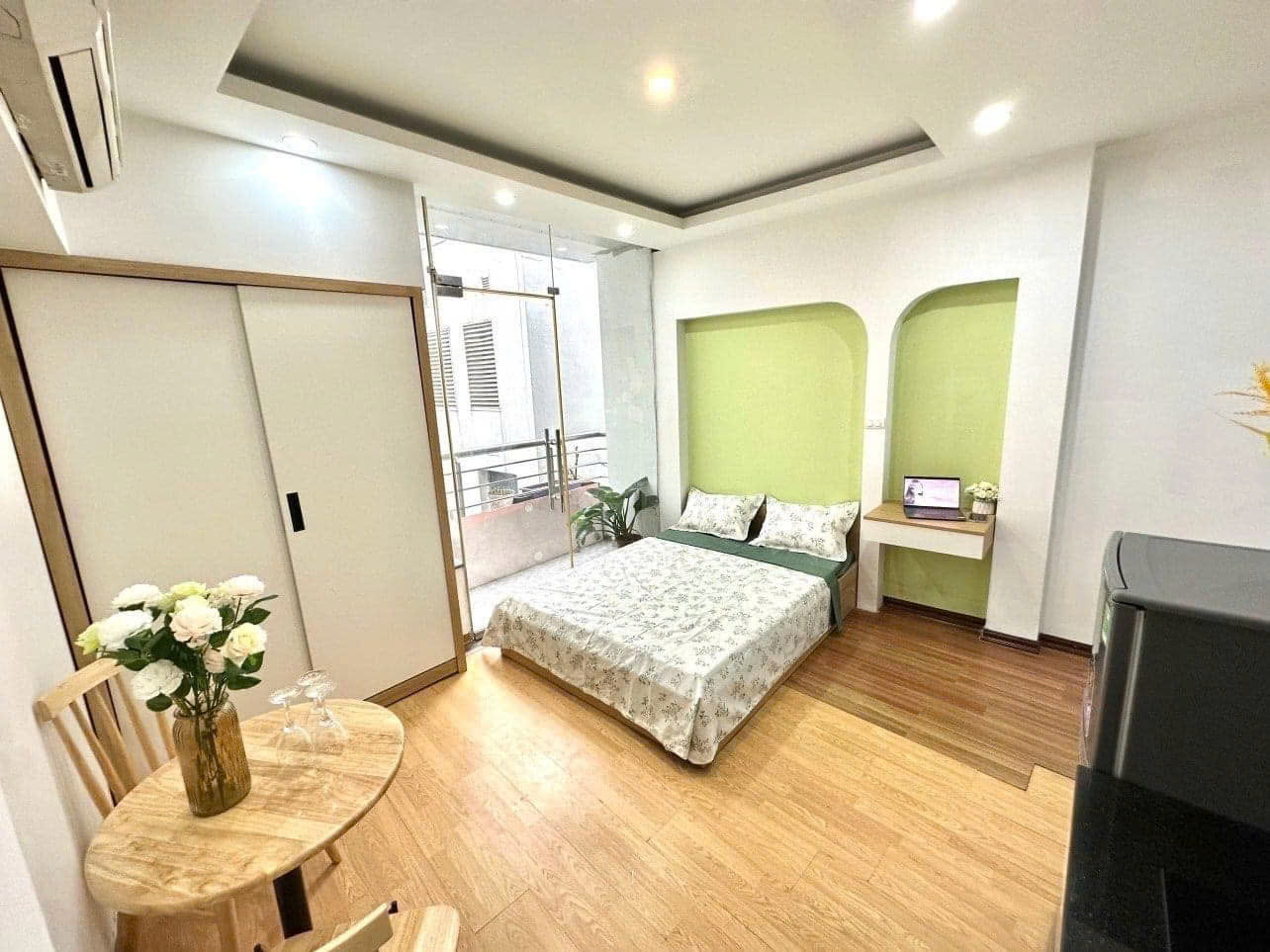 BÁN TÒA CHDV YÊN HÒA, CẦU GIẤY - LÔ GÓC 112M² x 8T - DÒNG TIỀN 200TR/THÁNG - GIÁ 39 TỶ