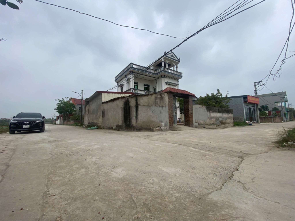 90M ĐƯỜNG 8M TT QUANG MINH,NHỈNH 4 TỶ,GIÁ ĐẦU TƯ, VỊ TRÍ VÀNG,CHÍNH CHỦ