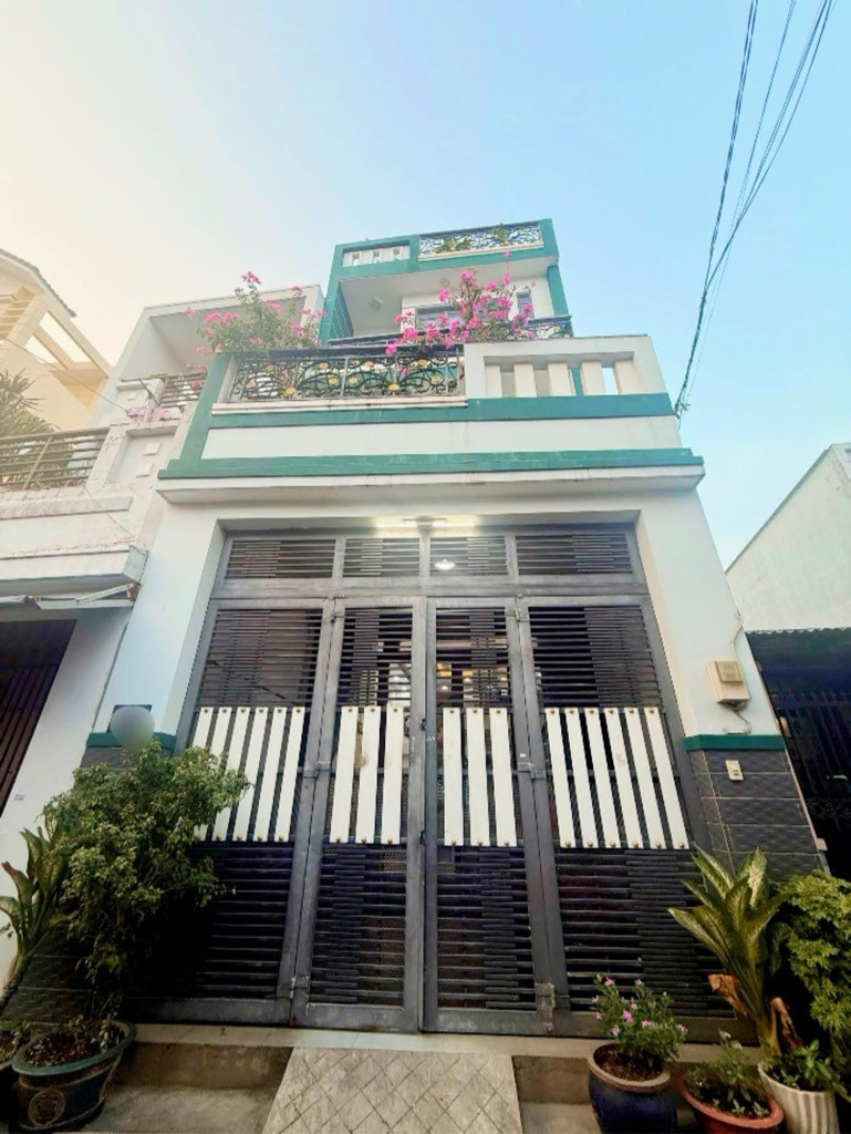 Chỉ ngang 7 tỷ - nhà mới 3 tầng 6PN - 100m2 - 5x20 - Hẻm 1/ Tân Kỳ Tân Quý - Bình Tân giáp Tân Phú