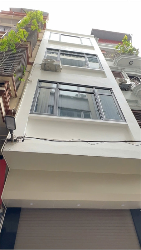 Bán Nhà Riêng! Phân Lô Trần Quốc Hoàn 40m² - Ô Tô Tránh, Giá 14 Tỷ Có TL