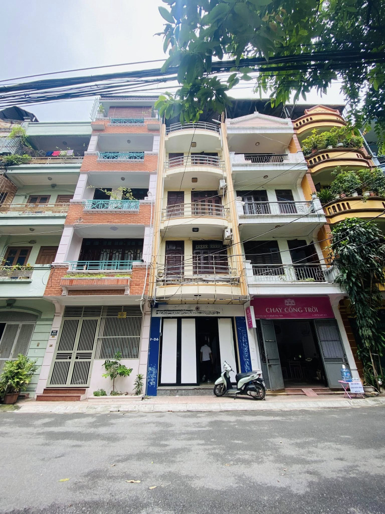 BÁN NHÀ PHÂN LÔ NGÕ 13 ĐƯỜNG KHUẤT DUY TIẾN. 65M2 - 5 TẦNG. GARA Ô TÔ.