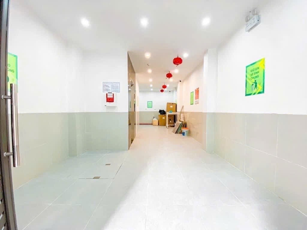 Bán nhà Khương Đình (Thanh Xuân) 53m, 6 tầng, mt 4.2m, giá 15.5 Tỷ
