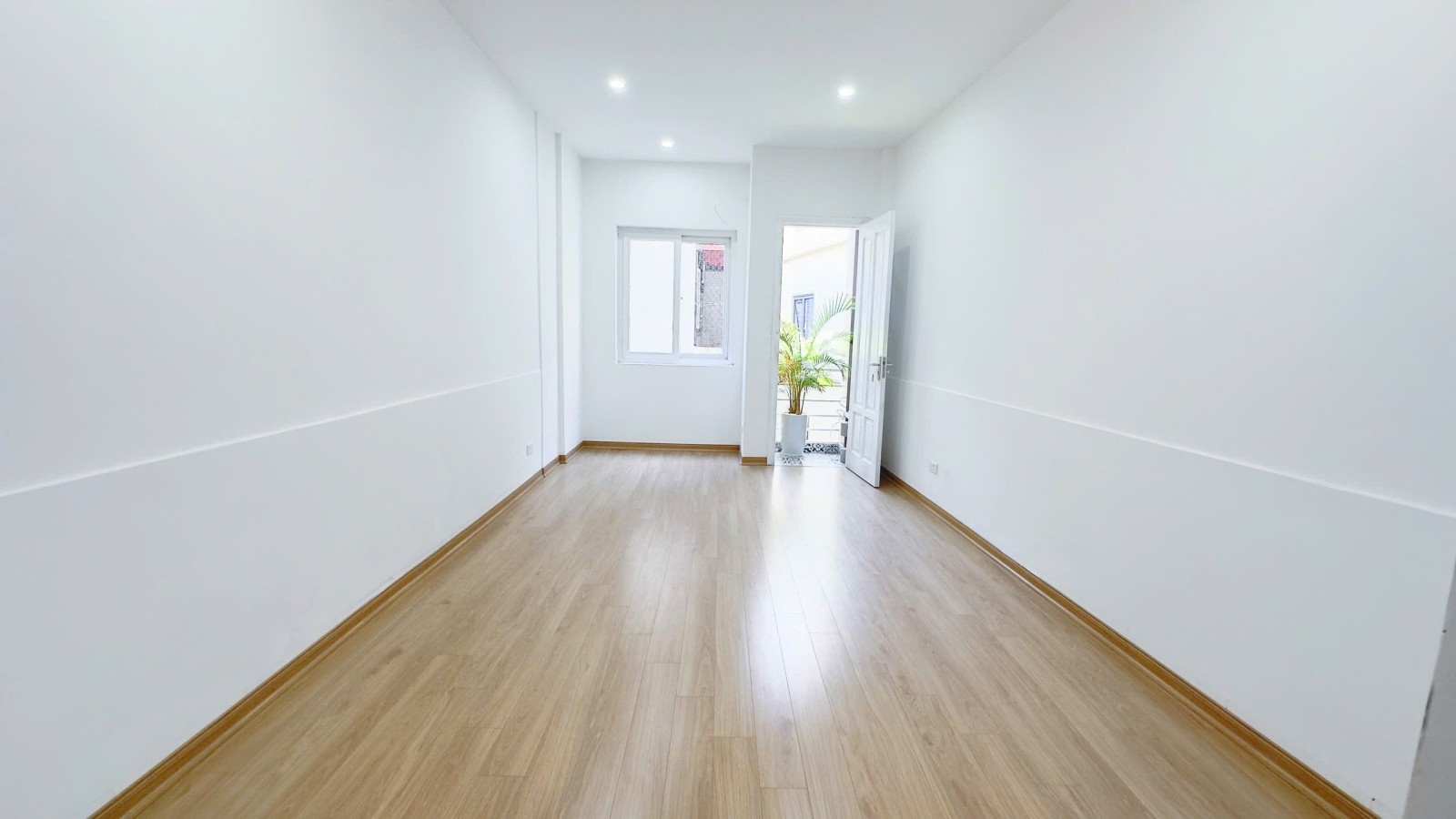 Bán  nhà Khương Đình (Thanh Xuân) 32m, 5 tầng, mt 3.8m, giá 6.8 tỷ