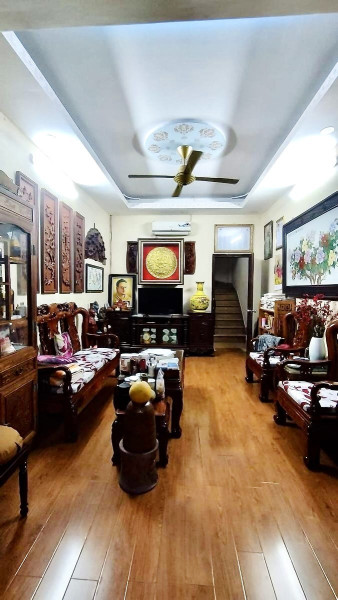 Bán nhà Mặt phố Khương Đình (Thanh Xuân) 31/35m, 5 tầng, mt 3.5m, giá 17.5 tỷ