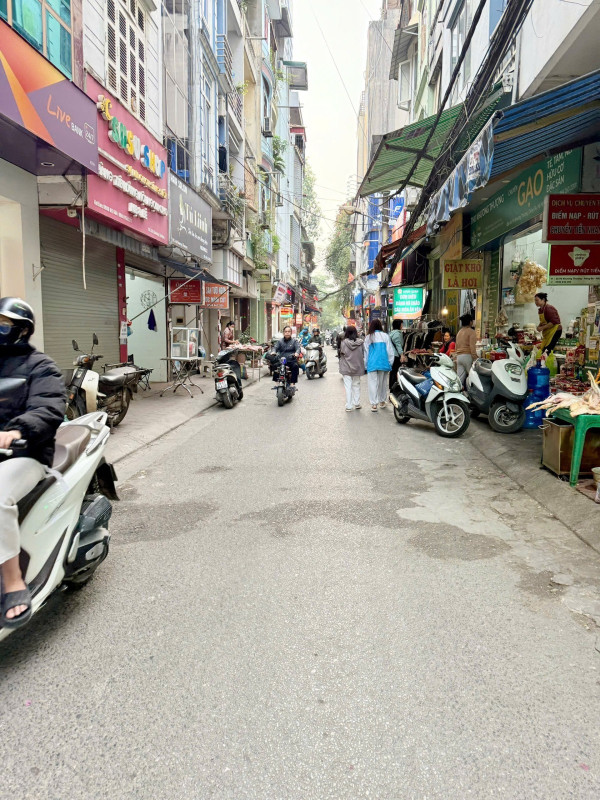 Bán nhà Khương Thượng (Đống Đa) 46m, Cấp 4, mt 10.3m, giá 7.85 tỷ