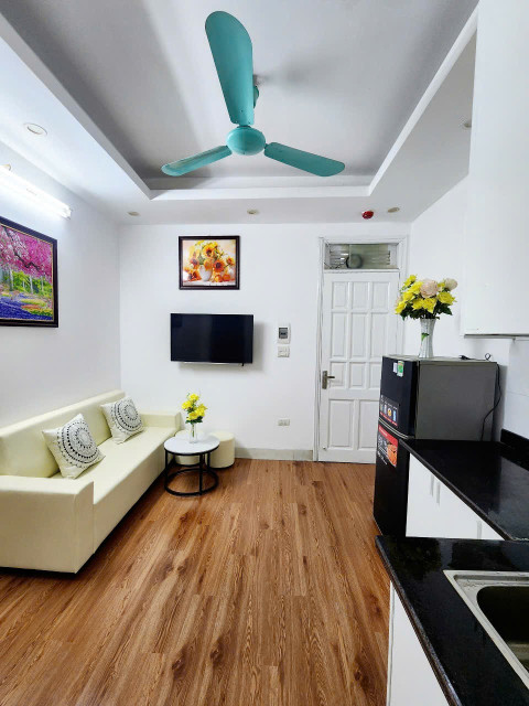 Bán căn hộ chung cư đường Khương Trung, Thanh Xuân, nhà đẹp, ngõ thông, gần phố