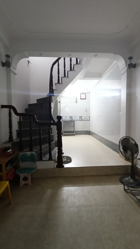 Bán nhà Khương Trung, Thanh Xuân, 4 tầng dân xây, ngõ thoáng, gần ô tô