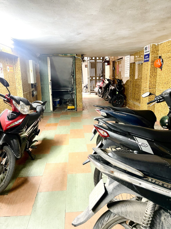 Bán nhà Khương Trung, Thanh Xuân, lô góc 3 mặt thoáng, ngõ nông, 15 phòng cho thuê