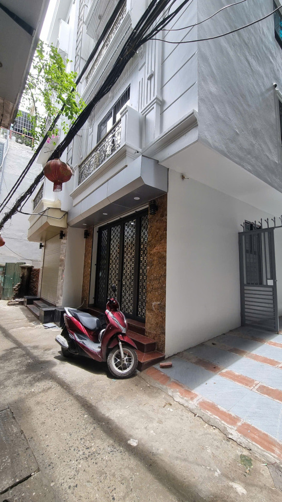 BÁN NHÀ 7 TẦNG. THANG MÁY. 5 PHÒNG KHÉP KÍN. NGÕ THÔNG. ĐƯỜNG BÙI XƯƠNG TRẠCH