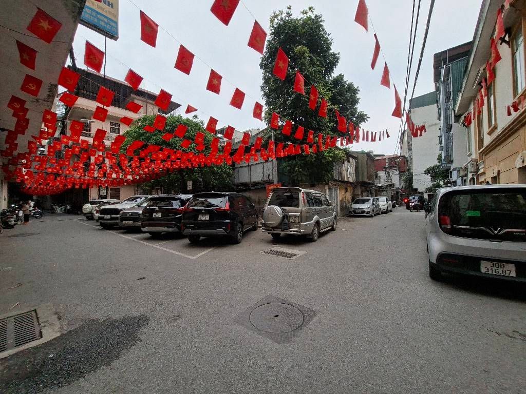 ĐẤT PHÂN LÔ Ô TÔ TRÁNH, KHU BÀN CỜ, NGÃ TƯ SỞ, CHỈ 11.X TỶ