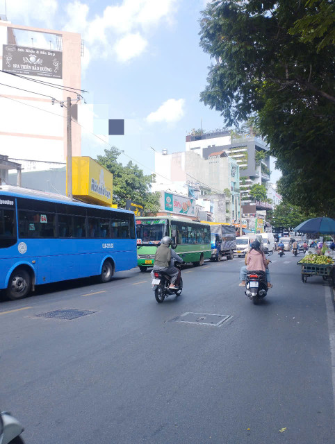 Ngộp khuông Việt - Đầm Sen Q11 - 4x18m2 - HXH tránh KD - 3 tầng