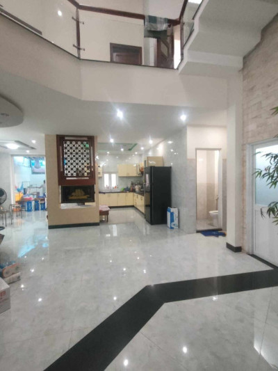 ♣ Nhà sát Hà Khê 02, Nguyễn Tất Thành, 135m2, 2 tầng cứng, còn mới, 5PN, 3.xx tỷ ~28tr/m2