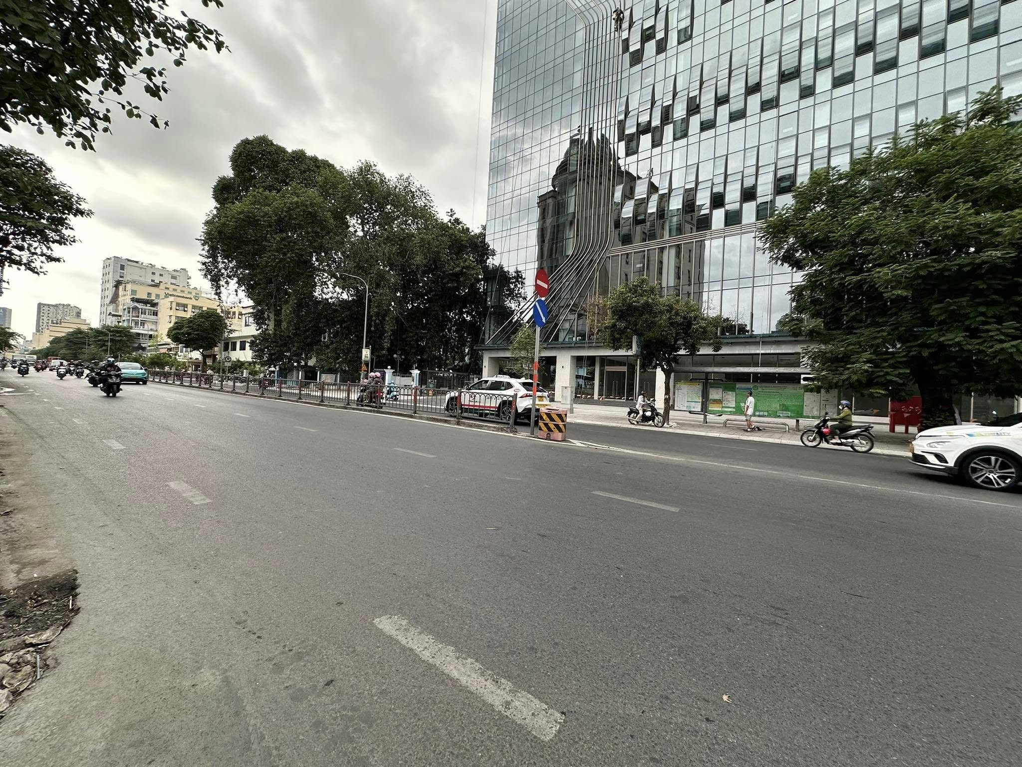 HIẾM! NHỈNH 11 TỶ 50M2 ĐẤT PHÂN LÔ KIỀU MAI, MẶT TIỀN ~4M, VỈA HÈ 3M, Ô TÔ TRÁNH, THÔNG KD