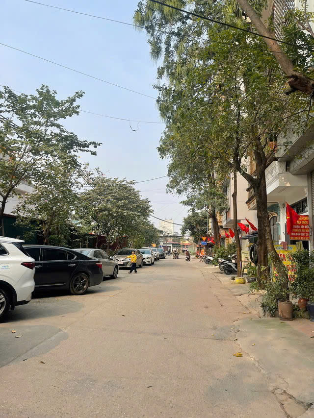 Bán nhà phân lô Kim Giang, Đại Kim ô tô tránh, đỗ ngày đê DT 57 m, 4,5tầng chào giá 17 tỷ