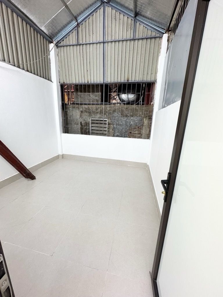 🎯💖💥🌲 Chỉ 9.68 tỷ sở hữu nhà Kim Giang xây mới 40m² x 5 tầng, full nội thất, vị trí trung tâm.Ngõ 3m, cách ngõ ô tô tránh 80m.