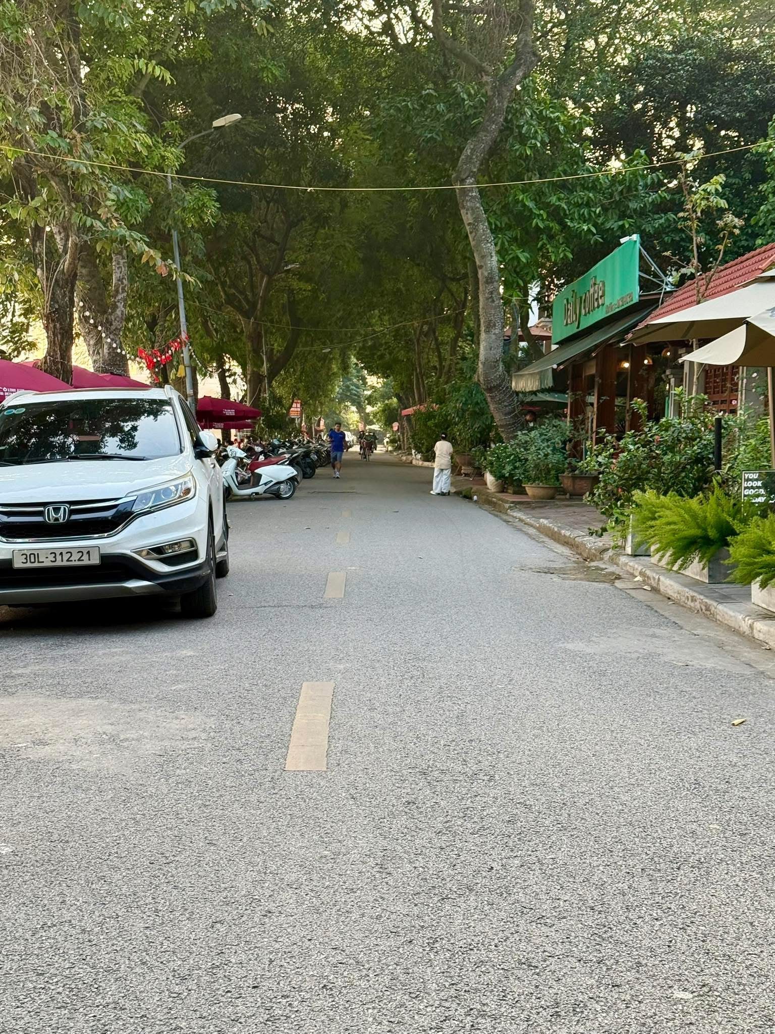 nhà Kim Giang 33m2, 5tầng, full nội thất, 10m ra oto, ở ngay mà chỉ 7.8x tỷ