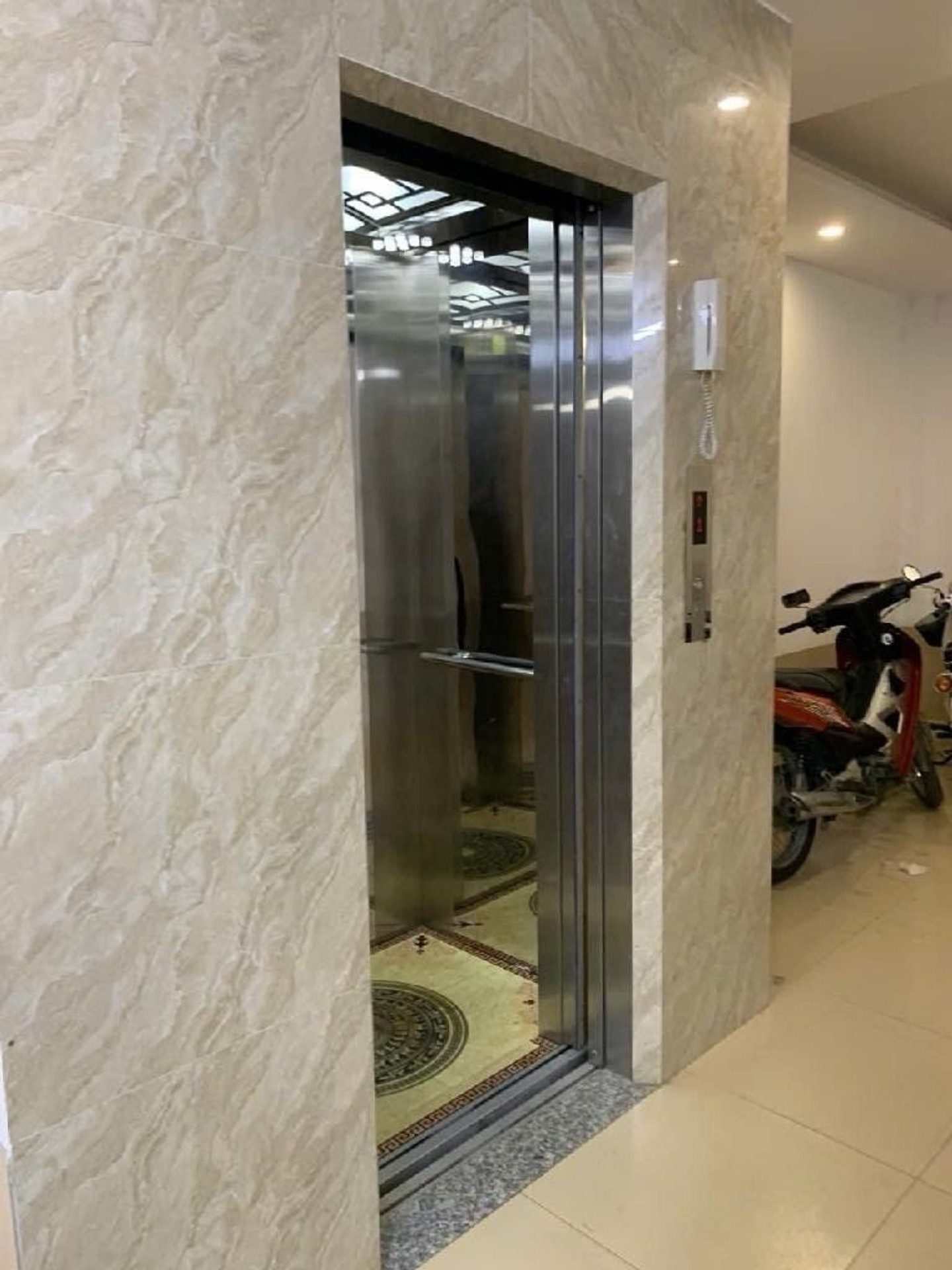 🎯💖💥🌲 CHỈ 9.1 TỶ SỞ HỮU CHDV KIM GIANG DÒNG TIỀN 35 TRIỆU/THÁNG 39M2 x 6 TẦNG THÁNG MÁY, NGÕ BA GÁC NÔNG, DÒNG TIỀN 35 TRIỆU/THÁNG.