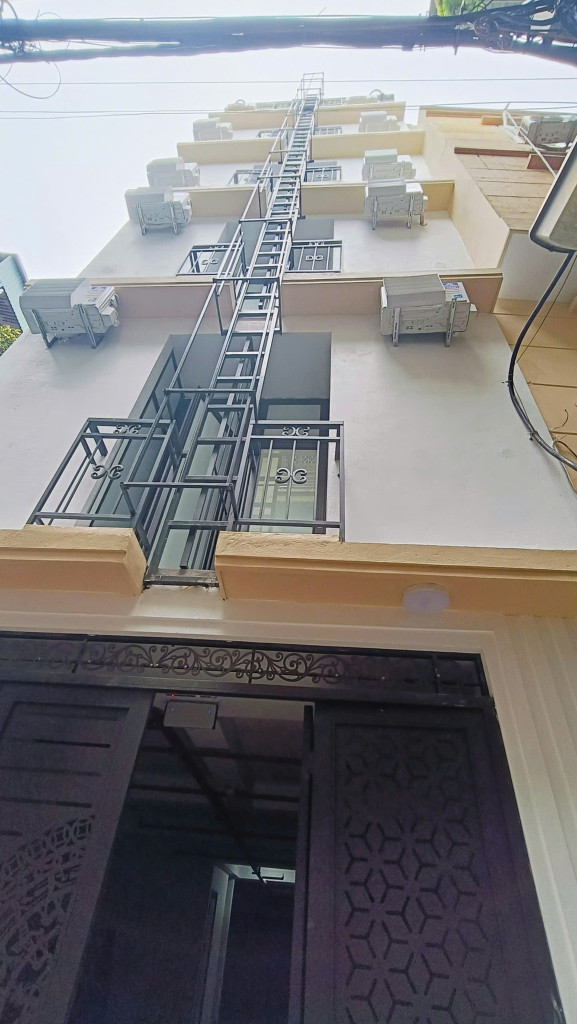 BÁN TÒA NHÀ CCMN NGÕ 168 ĐƯỜNG KIM GIANG. 86M2 - 8 TẦNG. THANG MÁY. 24 PHÒNG KK.
