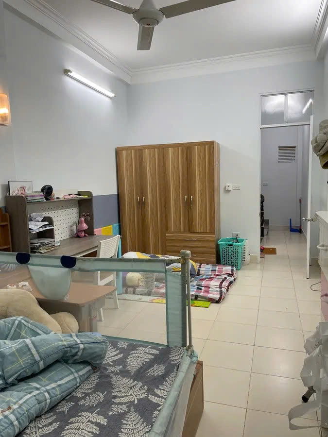Kim giang, 55m, nhà 4 tầng siêu đẹp, vào ở ngay, Gia  9.9 tỷ