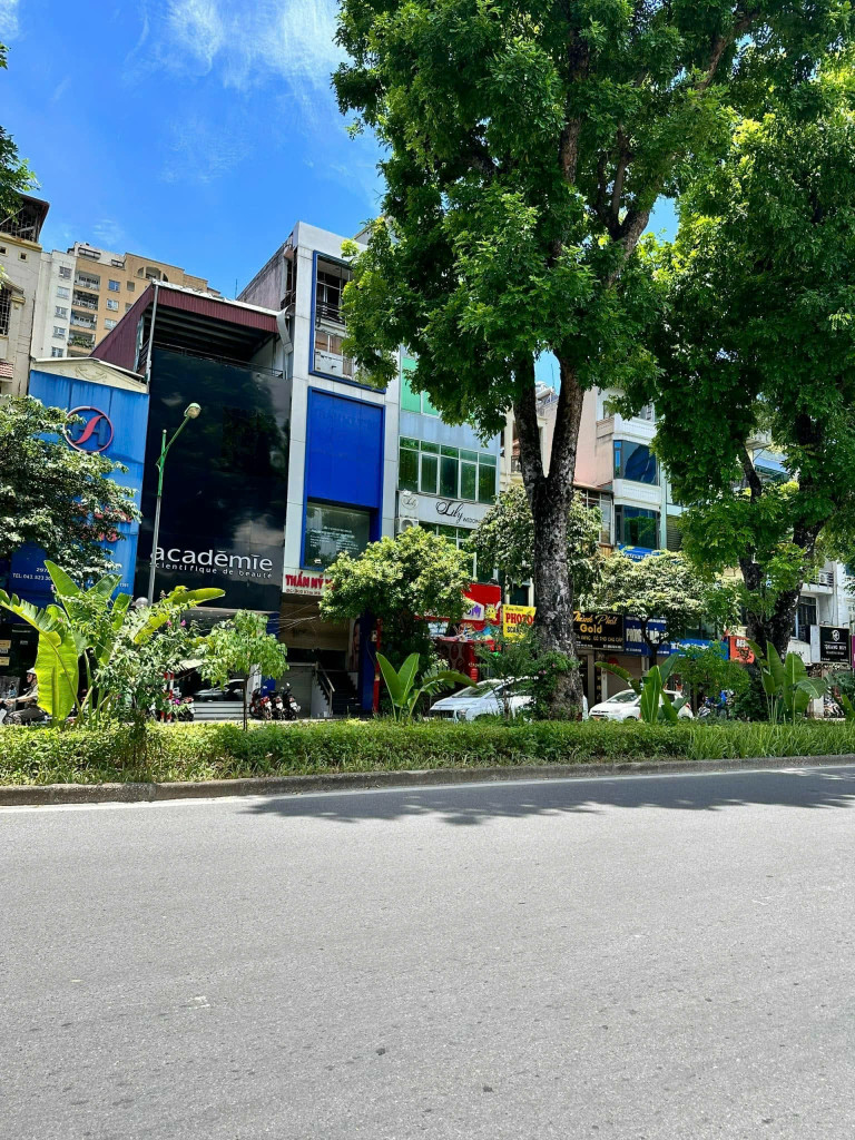 BÁN NHÀ MẶT PHỐ KIM MÃ, BA ĐÌNH - 80M² x 7T CÓ HẦM - MT 5M - VỈA HÈ RỘNG - GIÁ 54 TỶ