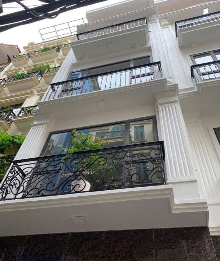 Bán nhà 5 tầng phố Kim Mã, Ba Đình, ngõ kinh doanh, 37m, mặt tiền gần 5m, 9.15 tỷ.