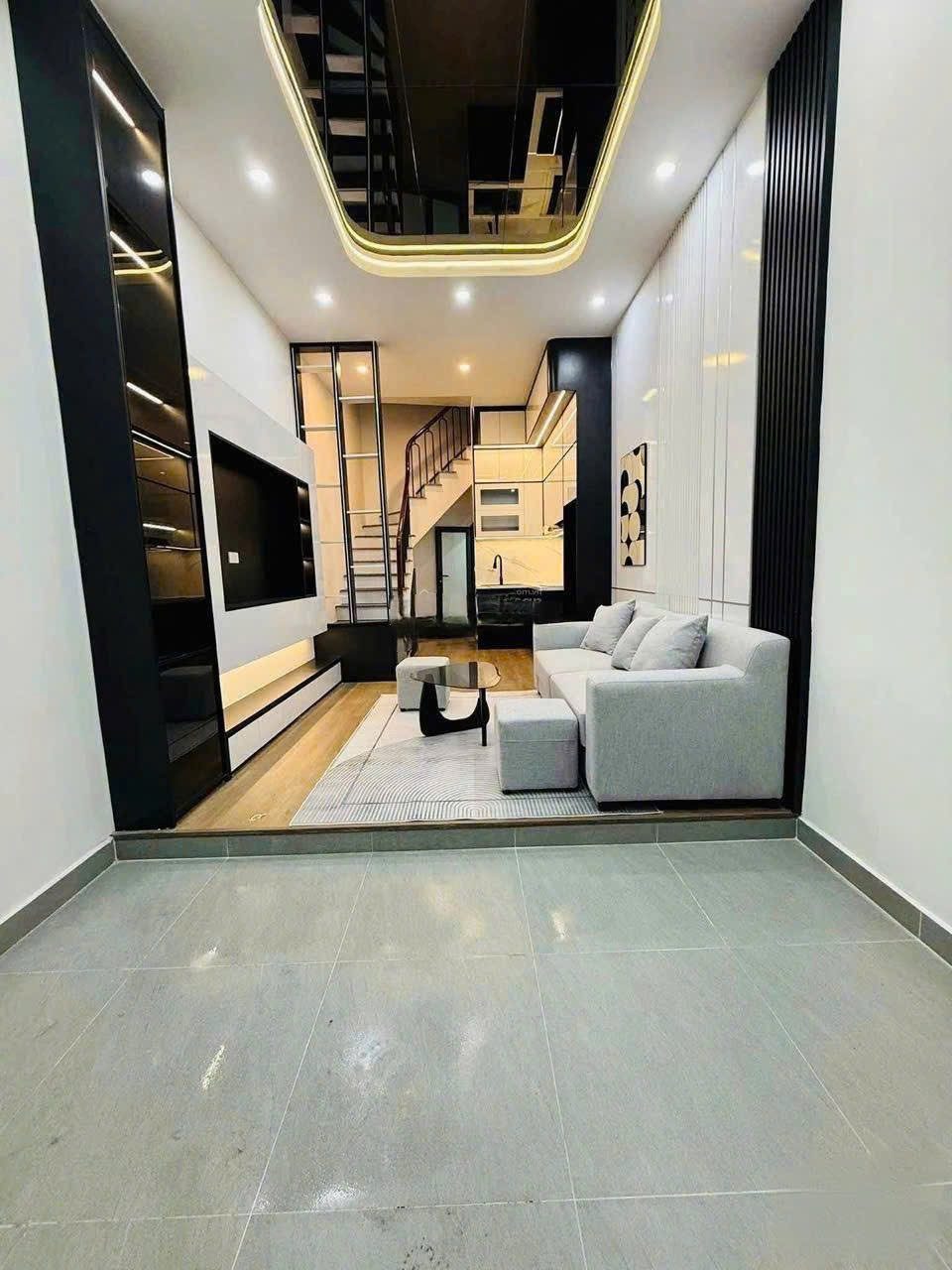 Cho thuê nhà nguyên căn 429 Kim Mã, Ba Đình
- Diện tích: 40m x 5 tầng
- Có 3PN, 4WC,-20tr/1tháng