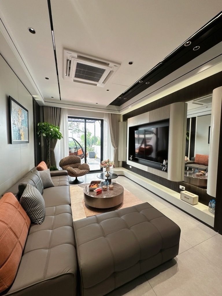 11.1 tỷ – Phân lô Kim Ngưu 45m² x 6 tầng thang máy, trước nhà rộng, lô góc thoáng sáng, vài bước chân ra mặt phố