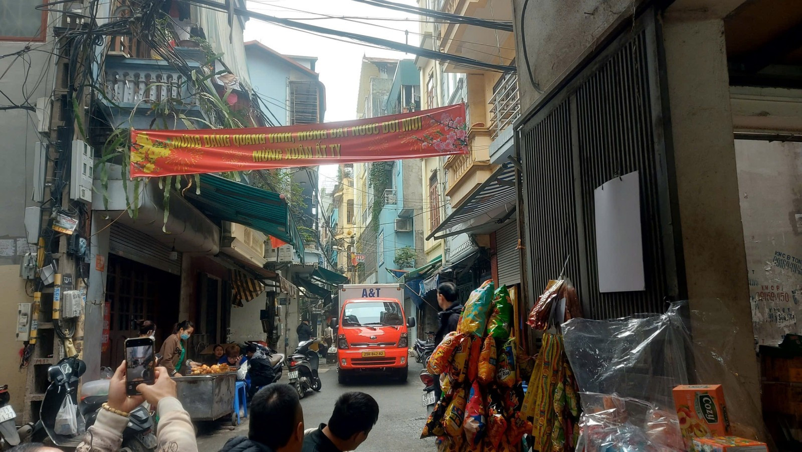 Bán nhà Kim Ngưu (HBT) 136m, 2 tầng, mt 6.3m, giá 35 tỷ