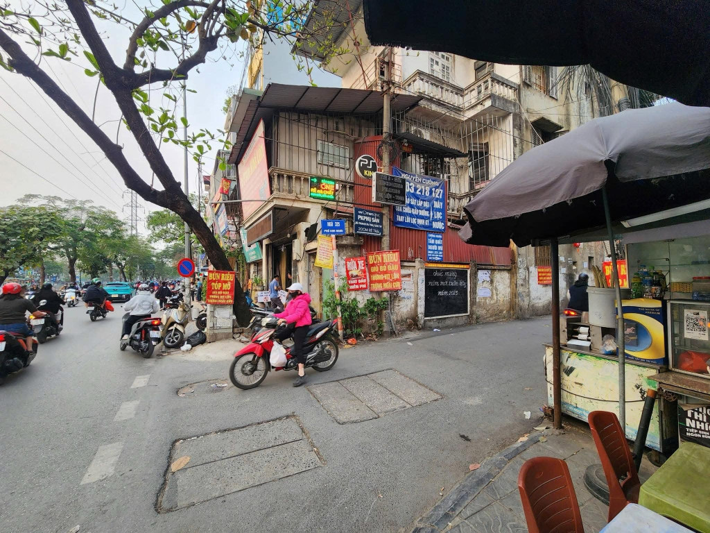 BÁN NHÀ KIM NGƯU - PHÂN LÔ BÀN CỜ - 20M RA ÔTÔ TRÁNH - SĐCC - GIÁ 7 TỶ