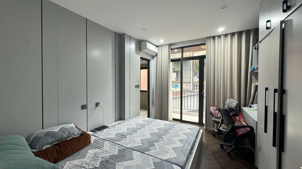 NHÀ MỚI KIM NGƯU,  HAI BÀ TRƯNG 6 TẦNG - 35M2 - 12 TỶ
