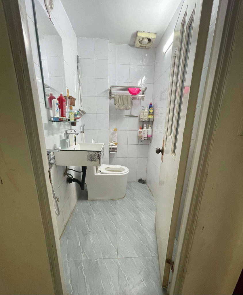 Cho thuê nhà Phố Kim Ngưu 4 tầng x 40m2, 3 ngủ, 9 Triệu ở gđ, nhóm