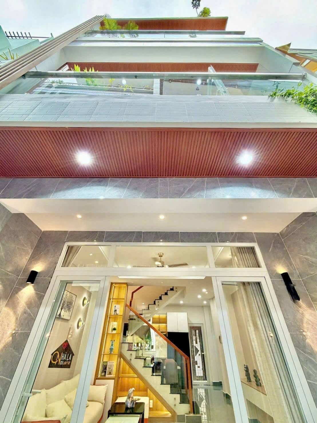Chủ về quê kinh doanh cần bán gấp căn Đường Kỳ Đồng, P9, Q3, DT 76,5m2, Giá 4tỷ350tr, Cho thuê 26tr/tháng, Sổ hồng riêng