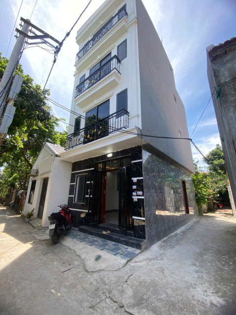🏡 Nhà ĐÔNG LA ĐẠI THÀNH - Nhỉnh 4 Tỷ Lô Góc 4 Tầng – Ô Tô Đỗ Cửa – 60m²