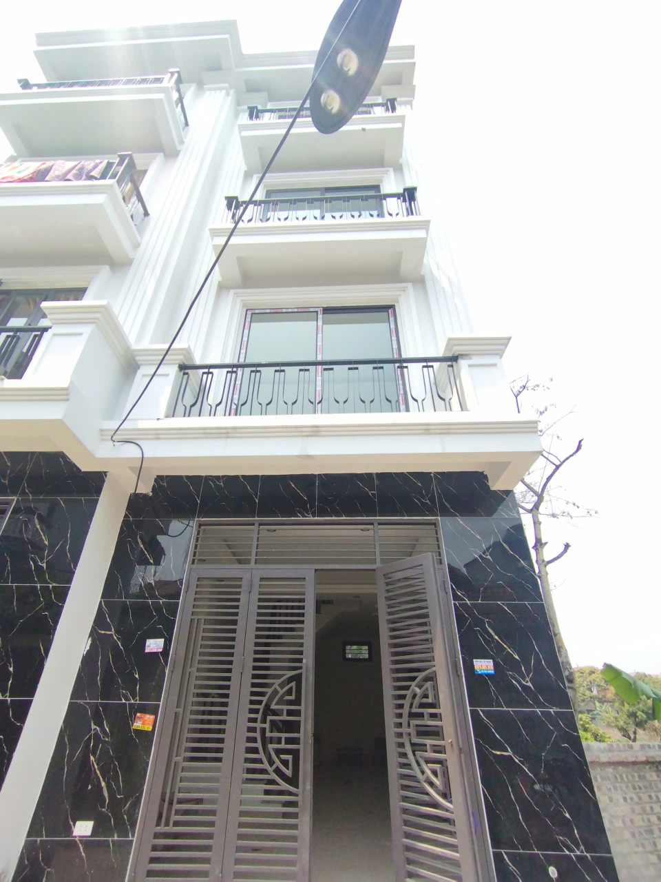 🏡 Nhà ĐÔNG LA ĐẠI THÀNH - Nhỉnh 4 Tỷ Lô Góc 4 Tầng– 48m²