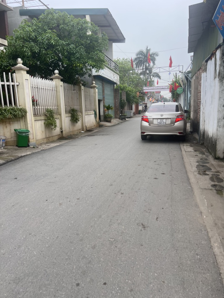 Bán đất 240m² ngang 8m giá 7.4 tỷ Xã Sóc Sơn
