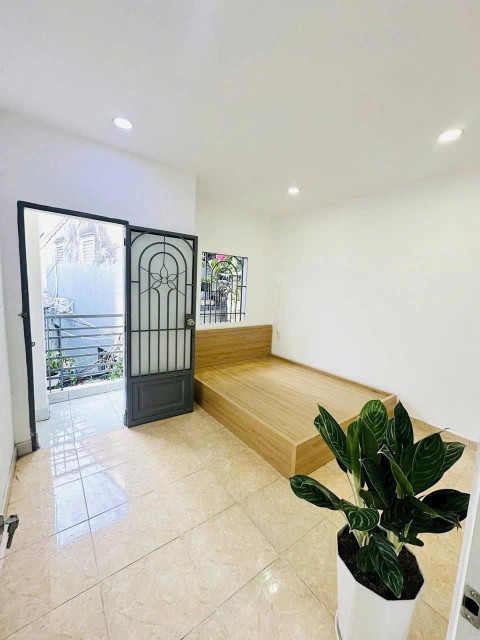 --Bán nhà HXH hẻm 730 Lạc Long Quân, phường 10 Tân Bình; 5 tỷ (4x12)