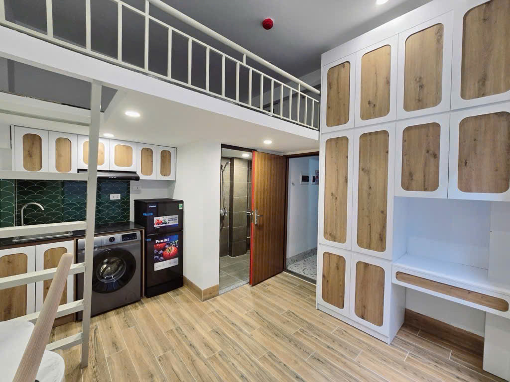 (Cực Hot) Căn hộ Gác Xép cao cấp 25m2 mới khai trương tại ngõ 81 Lạc Long Quân - Có máy giặt riêng