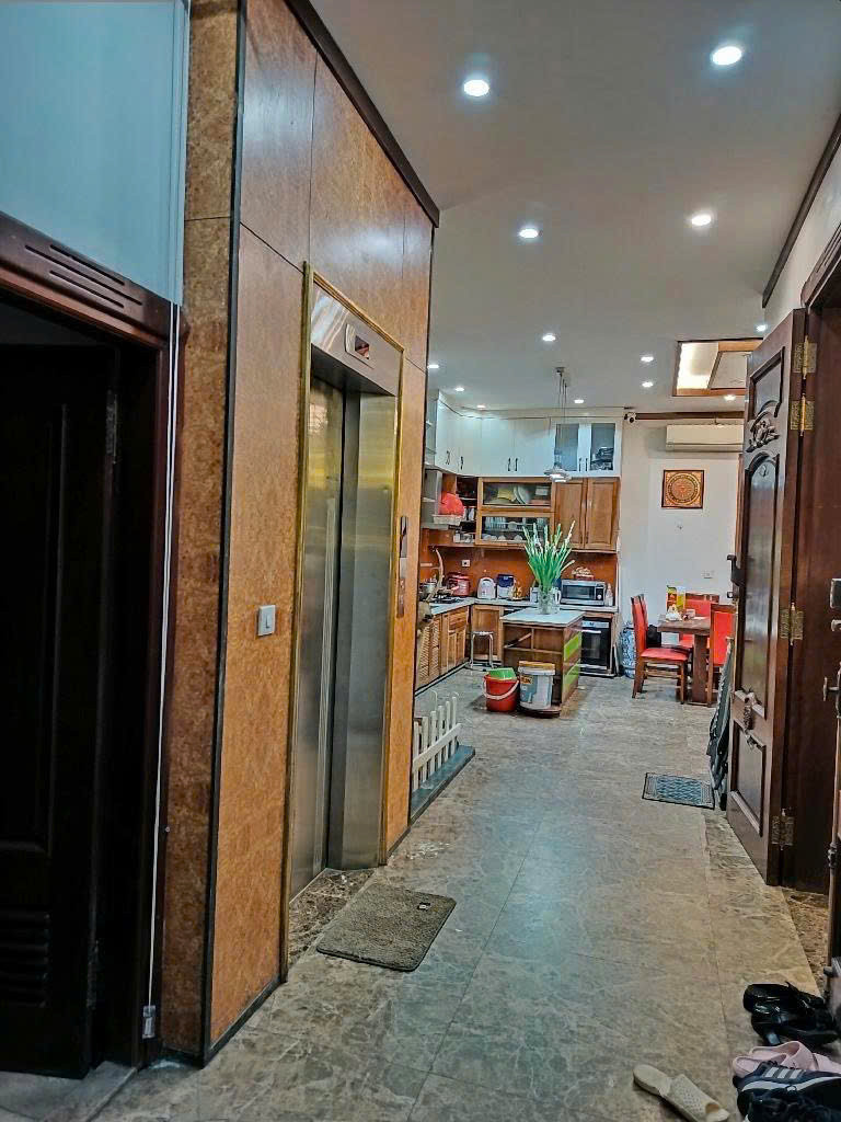 BIỆT THỰ TÂY HỒ  - LÔ GÓC - 5 T THANG MÁY -  HÀNG XÓM  QUAN CHỨC -  Ở ĐẲNG CẤP 110m, 5T, MT 16m