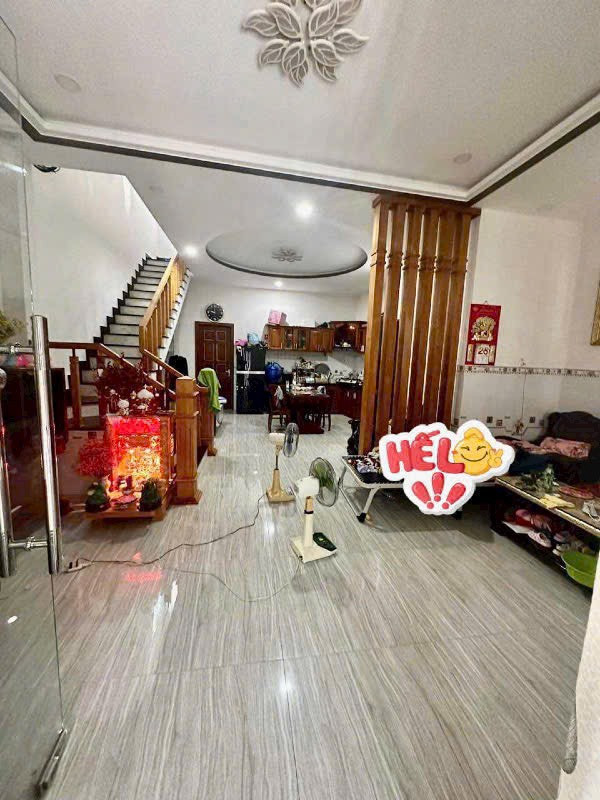 Bán nhà hẻm Lạc Long Quân - Phước Tân - Nha Trang - Nhà 3 tầng, giá chỉ 4.2 tỷ