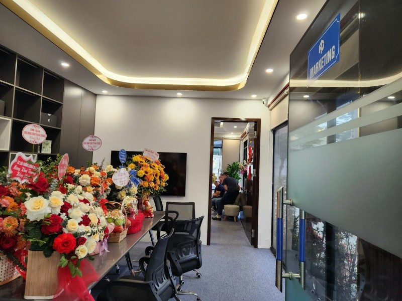 BÁN TÒA NHÀ LÔ GÓC 6 TẦNG MẶT PHỐ LẠC LONG QUÂN – TÂY HỒ – GIÁ 4X TỶ